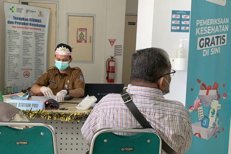 kuota-cek-kesehatan-gratis-di-puskesmas-dibatasi-30-orang-per-hari-ilc