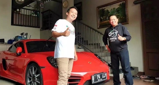 77-mobil-termewah-dan-termahal-punya-artis